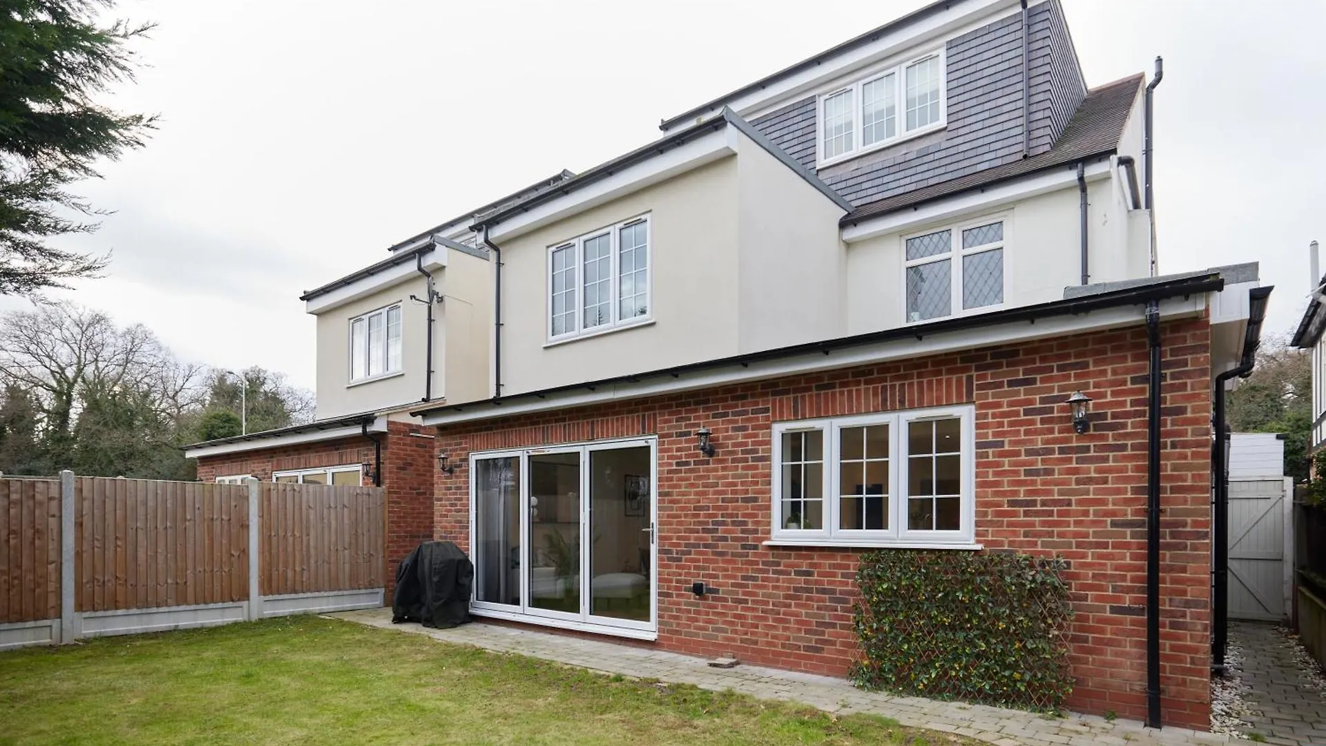The Redbridge Sanctuary - Spacious 3Bdr House With Garden Londres Appartement